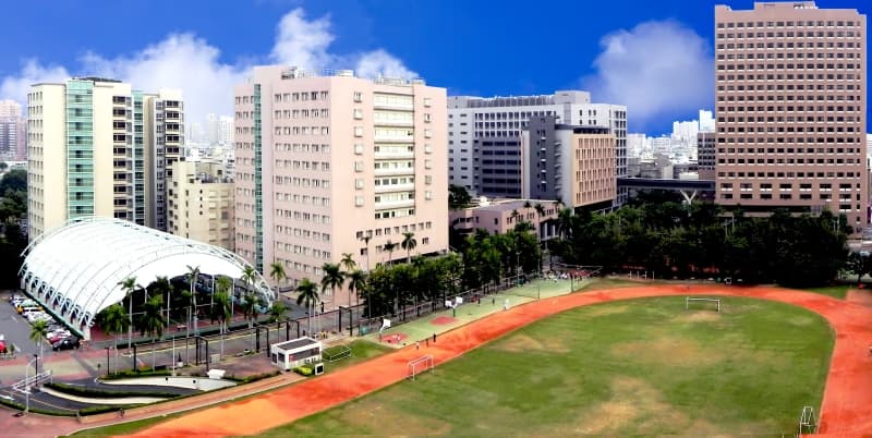 Ảnh minh họa bài viết về học tập: Đại học Y Cao Hùng (KMU): Review chi tiết ngành Y Dược & Điều kiện TOCFL